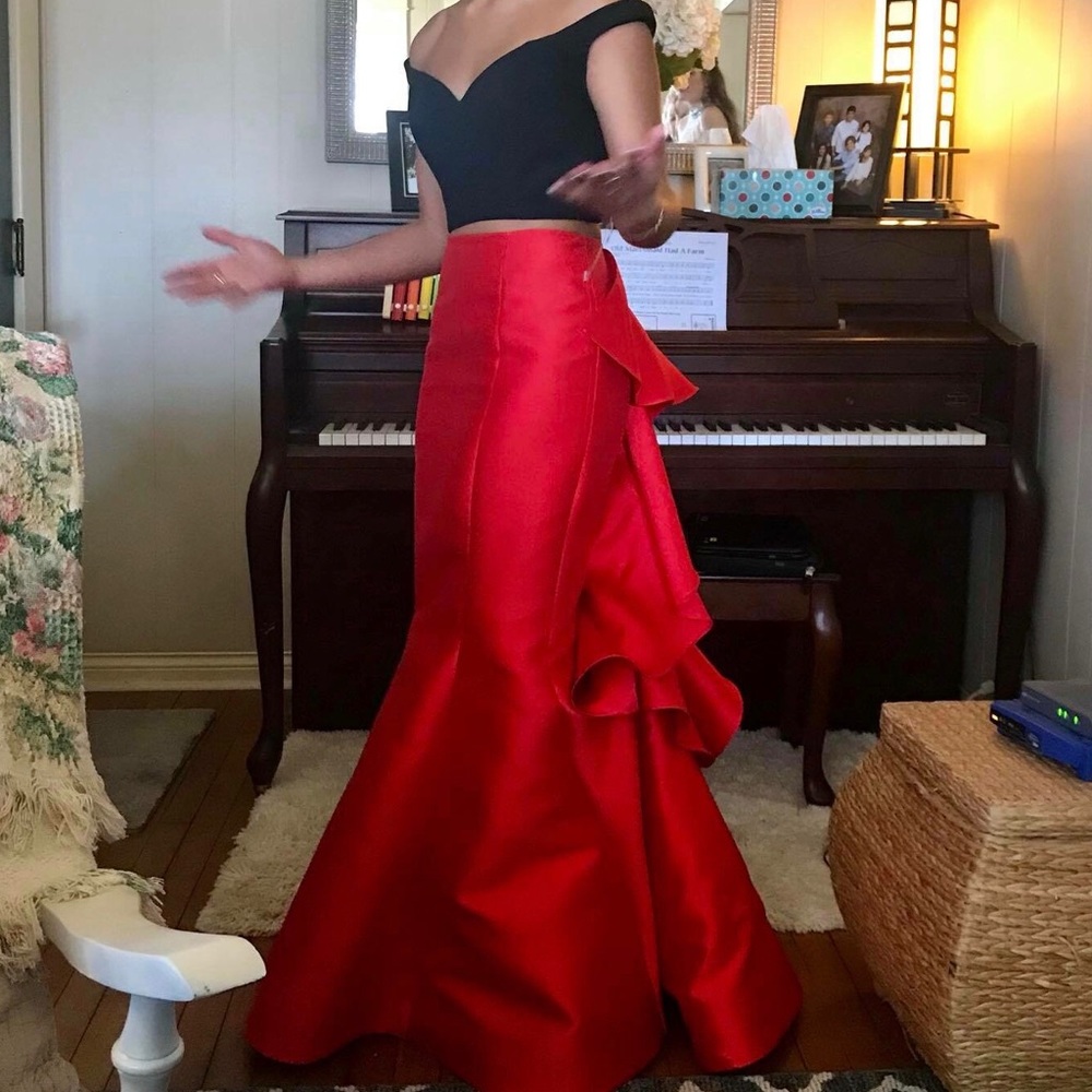 Sherri Hill 2 Piece Prom Dress!!